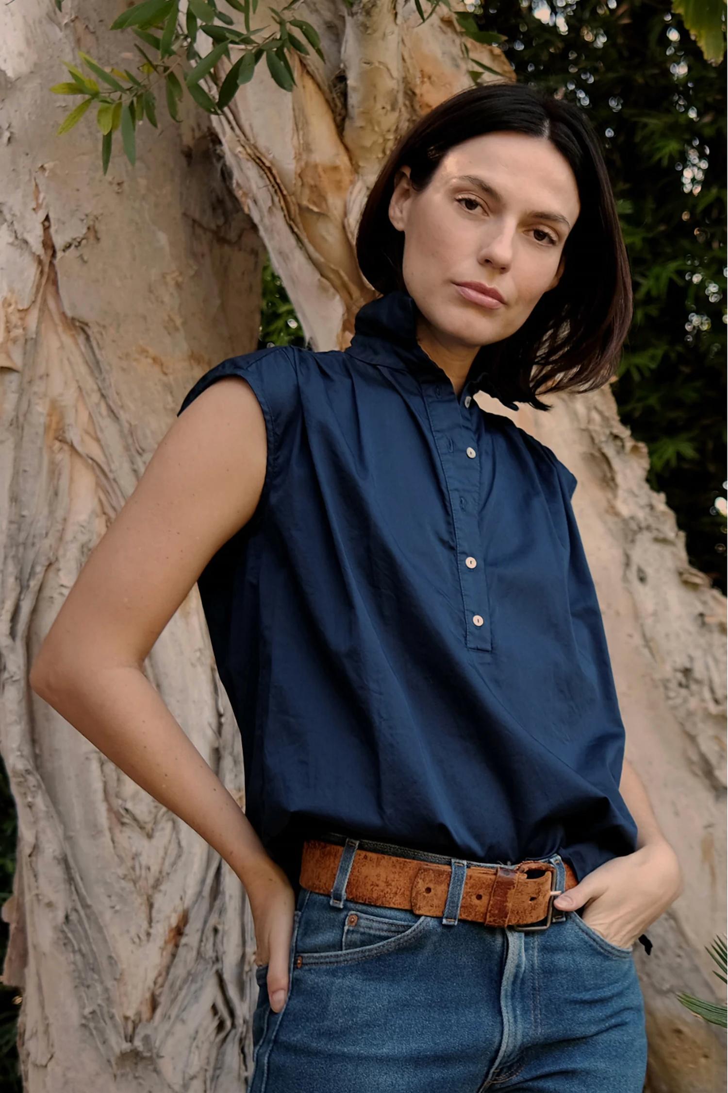 Cali Dreaming - DAISY SLEEVELESS SHIRT
