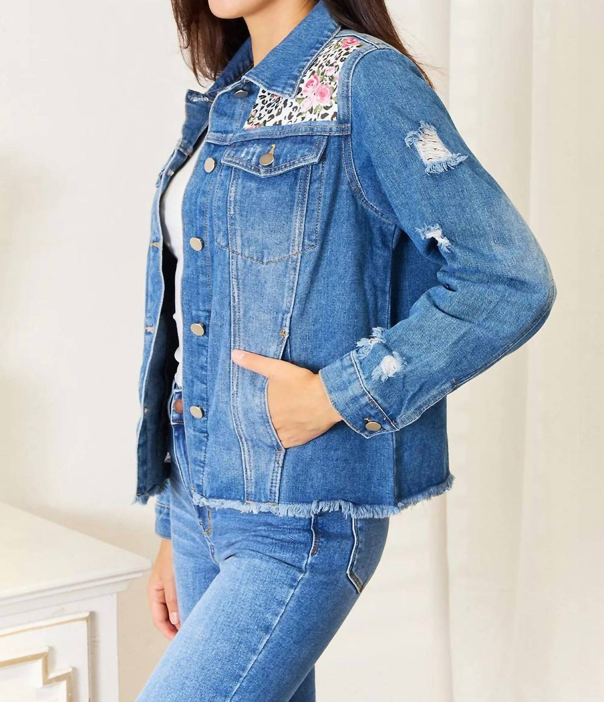 Baeful - Floral Distressed Raw Hem Denim Jacket