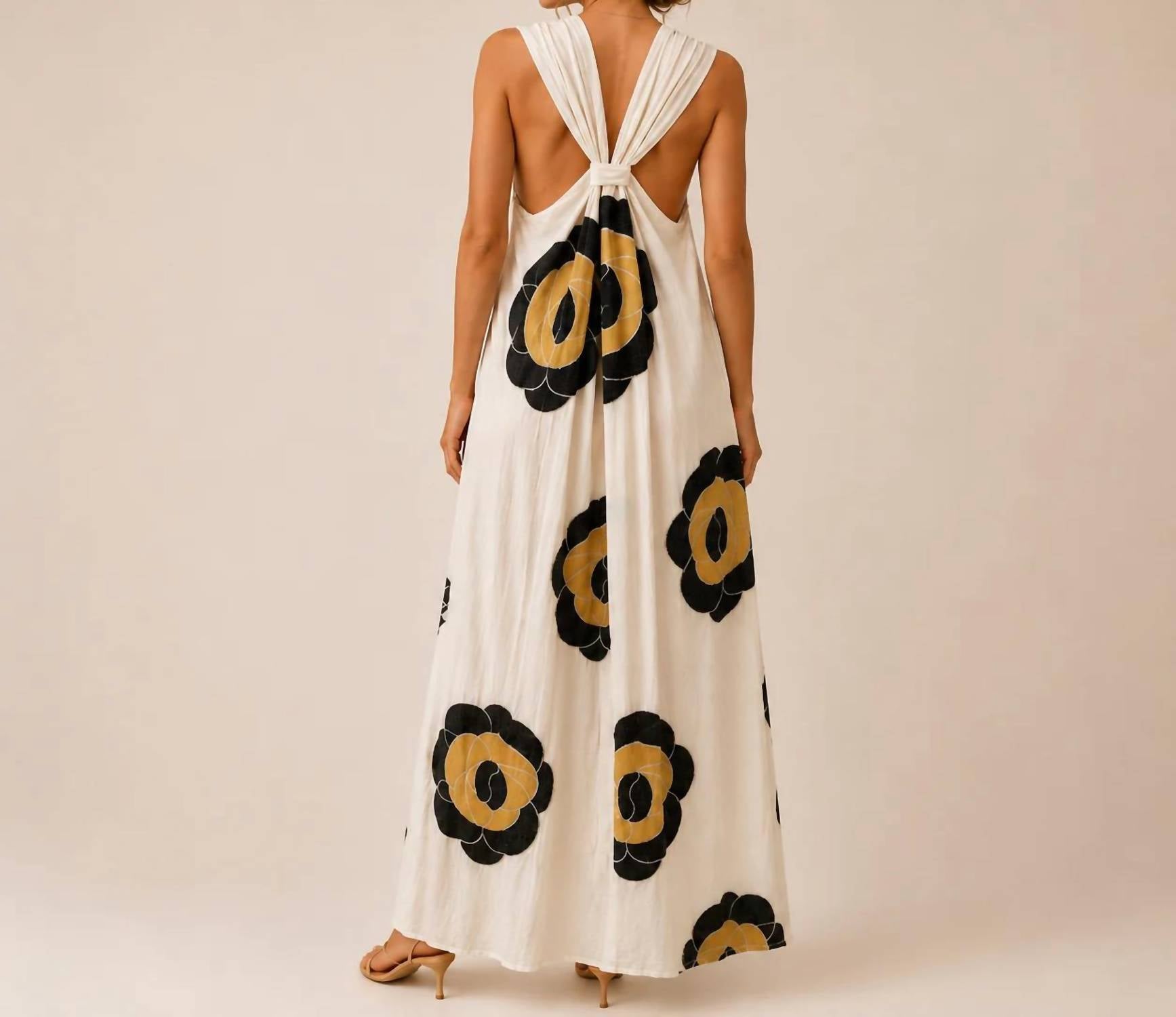 Mystery Resort - Noir Bloom Maxi Dress