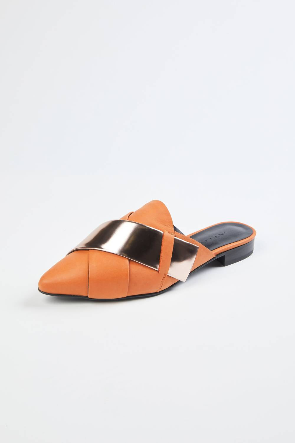 ORIGAMI SLIPPER