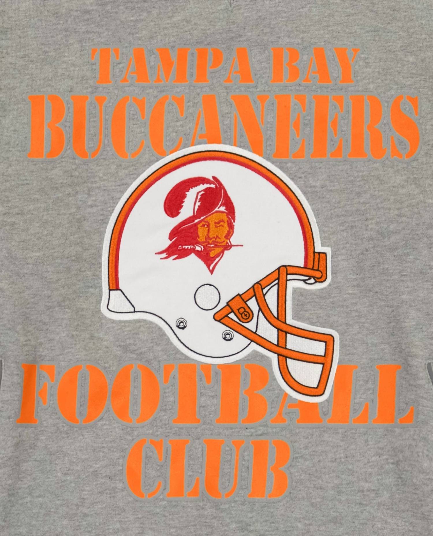 Starter - Men's Tampa Bay Buccaneers Crew Neck Sweatshirt With Zip Pockets