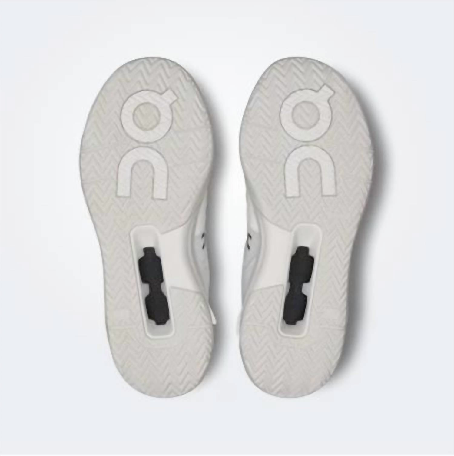 On - Women's Roger Clubhouse Pro Sneaker
