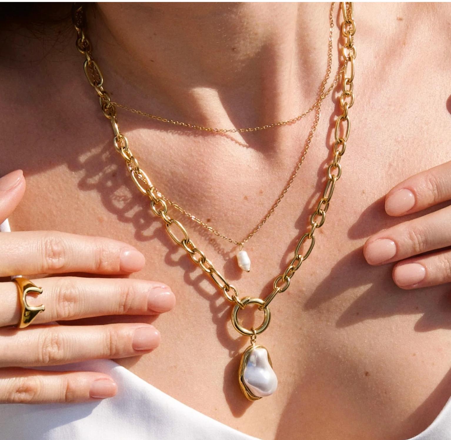 Ellie Vail - Women's Langston Bar Pendent Necklace