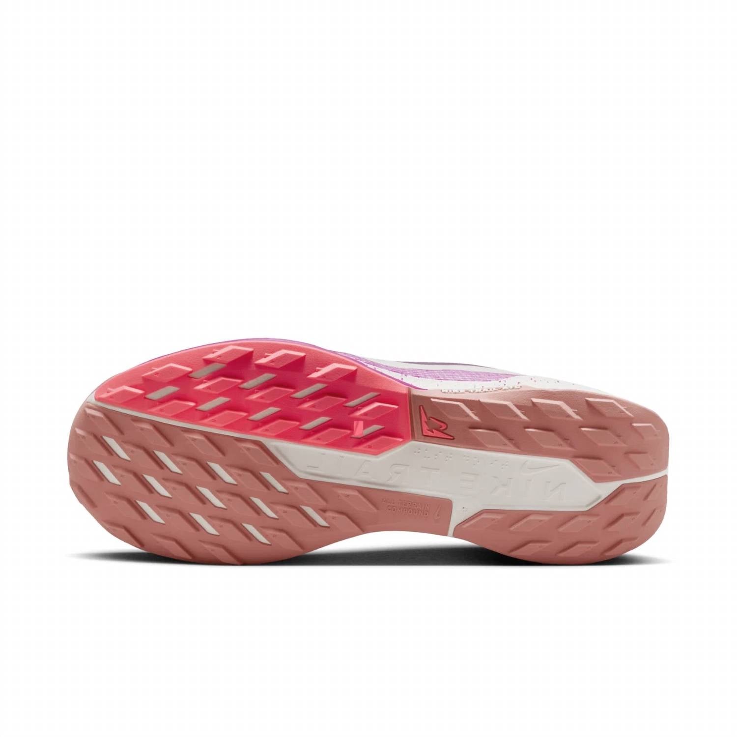 Nike - Men's Pegasus Trail 5 Running Shoes