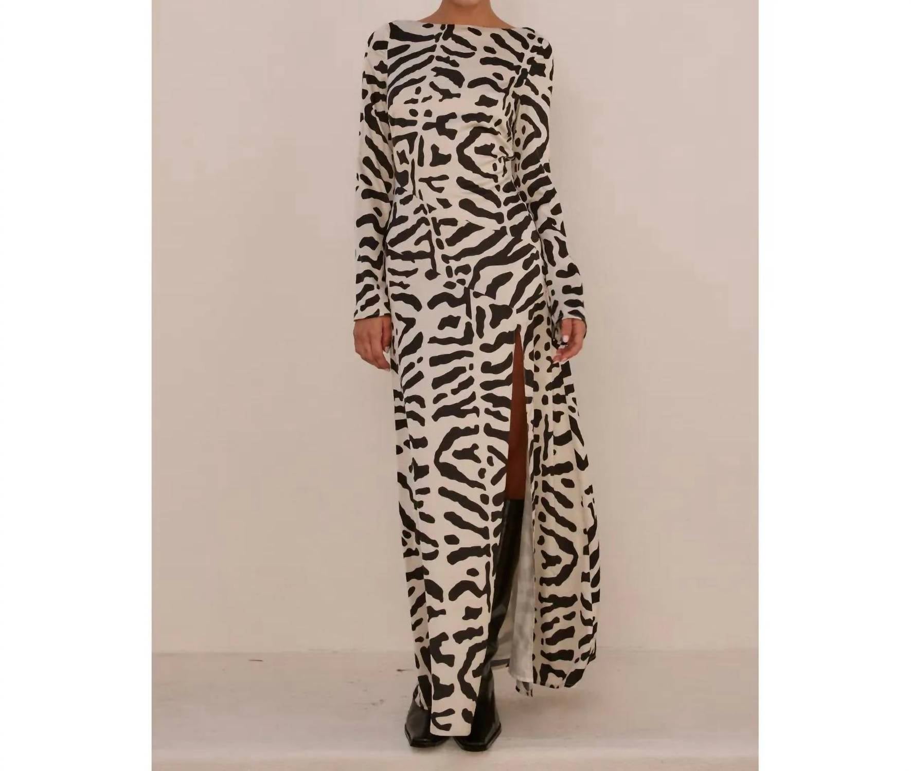 Runaway - Montie Long Sleeve Maxi Dress
