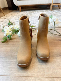 Mia - Women's Dagny Boot