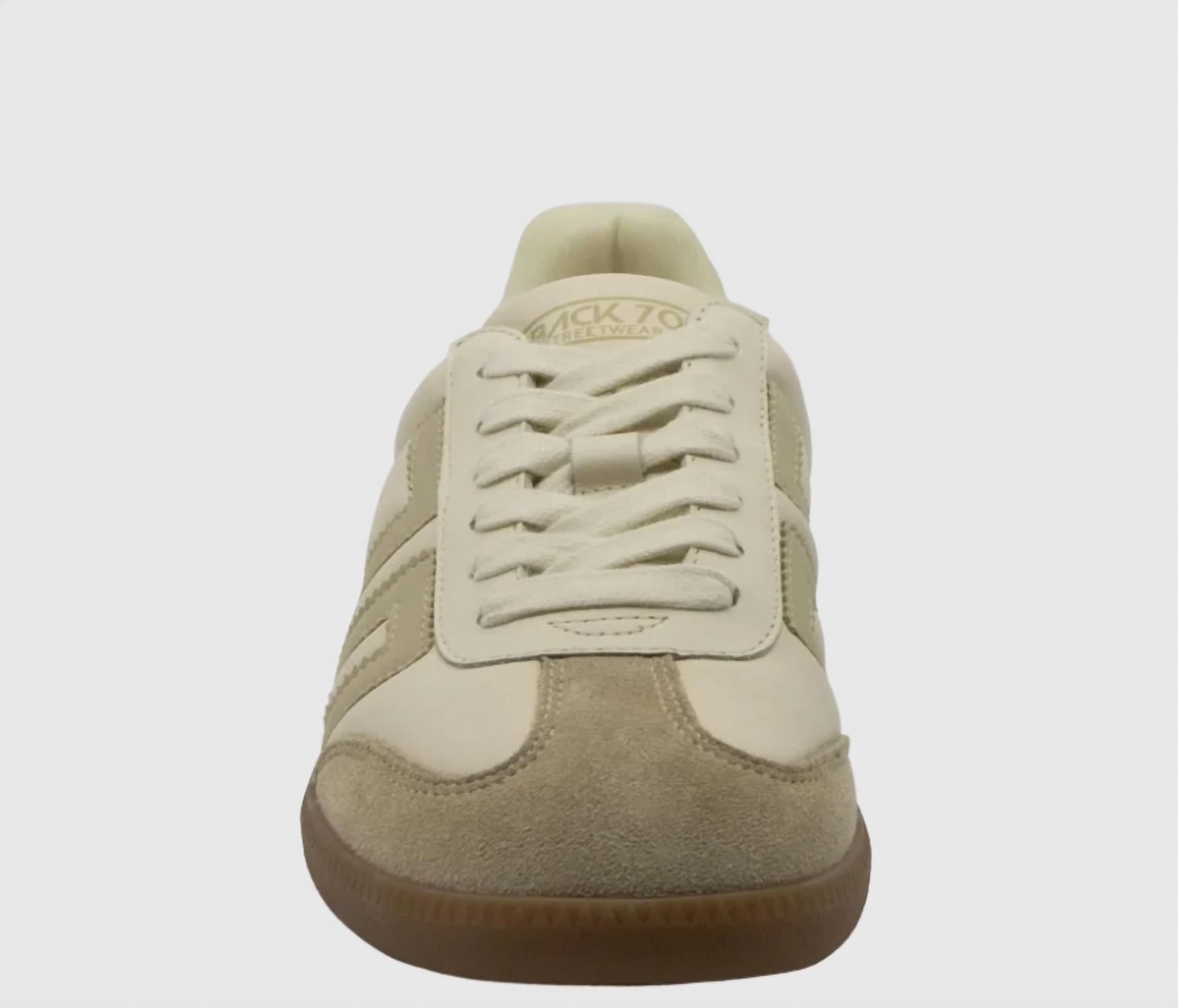 Back 70 - Women's Cloud D26 Sneaker