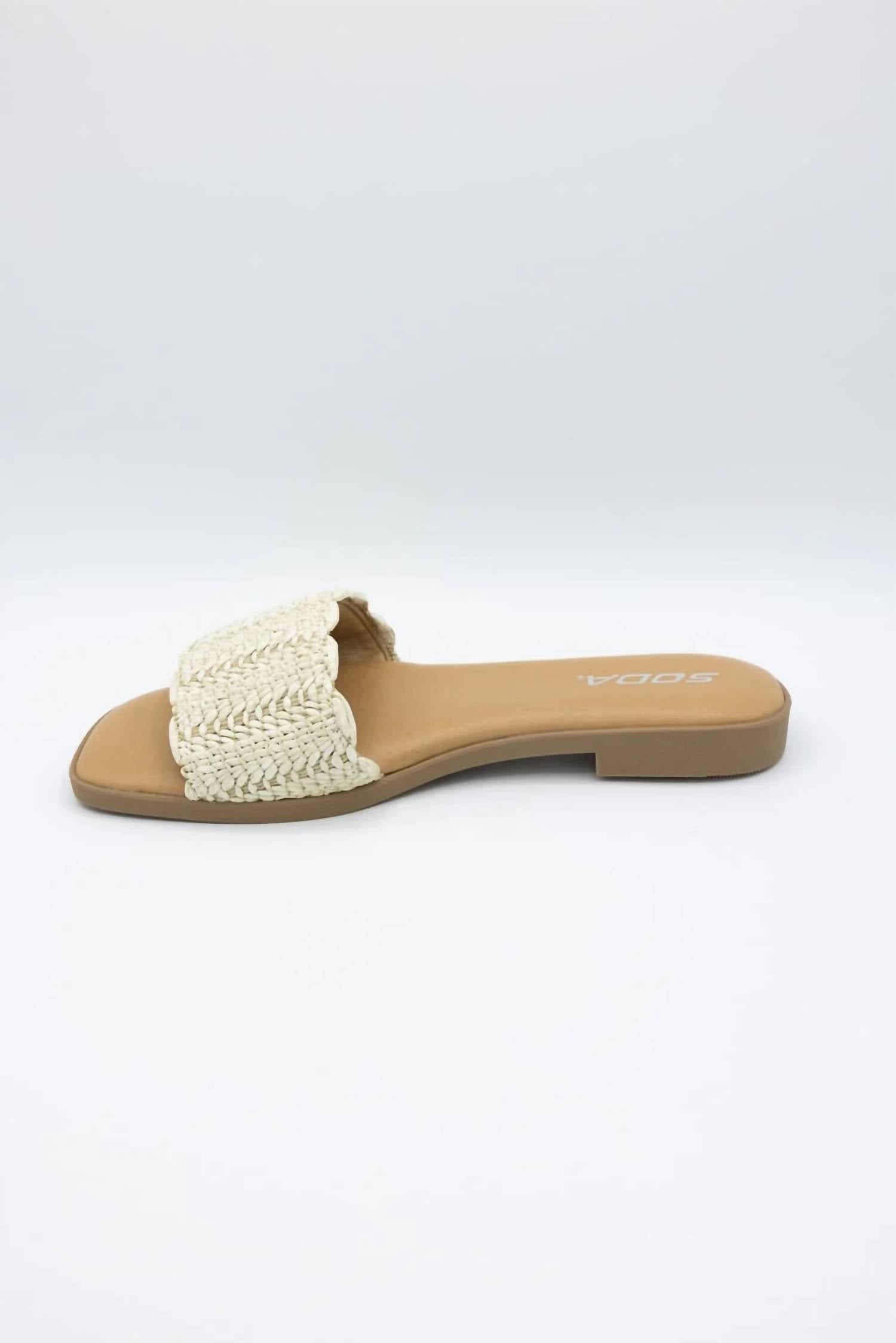 Soda - Women's Screen Scallop Rafffin Sandal