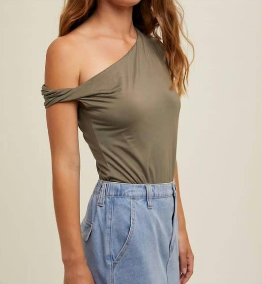 Wishlist - Asymmetrical One Shoulder Knit Top