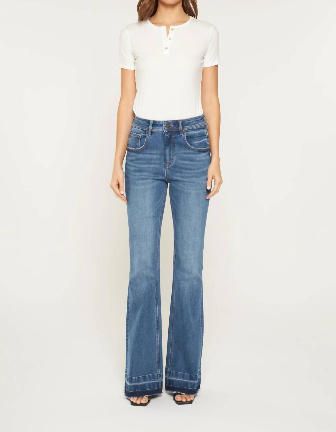 mica denim Mayleen Super High Flare Jeans in blue - women's jeans