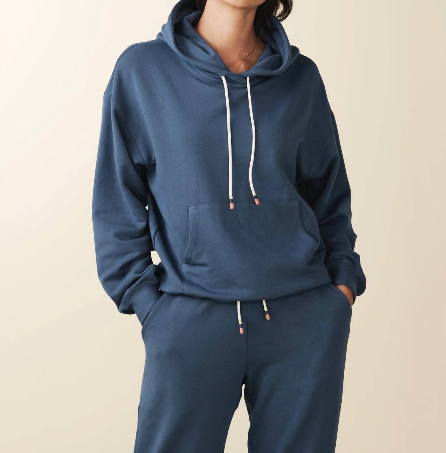 Mondetta - Monterey Hoodie Top