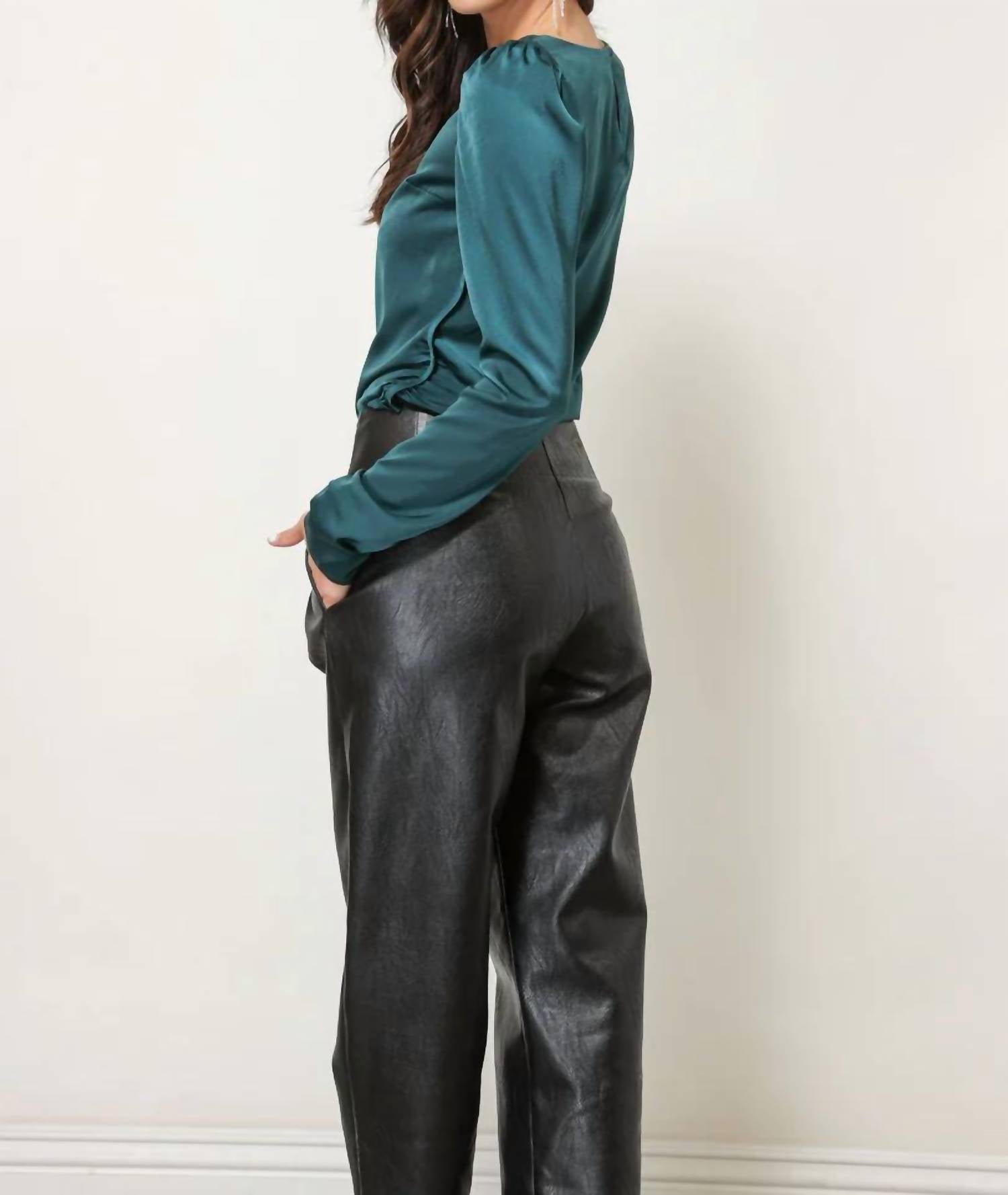 Line And Dot - Elliot Top