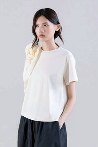 Psophia - Relaxed Fit T-shirt With Flower