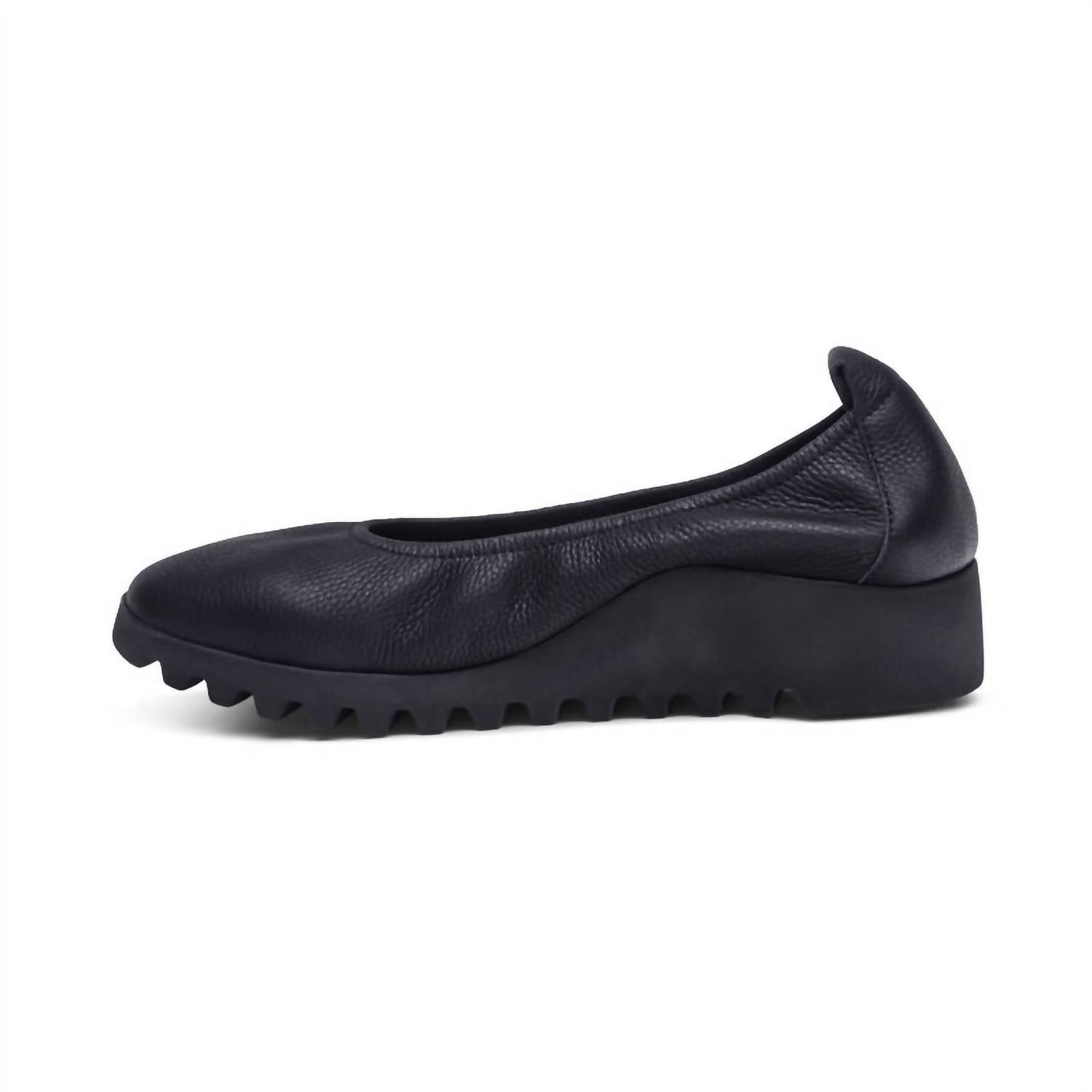 Aetrex - Women's Brianna Slip-on Ballet Flat