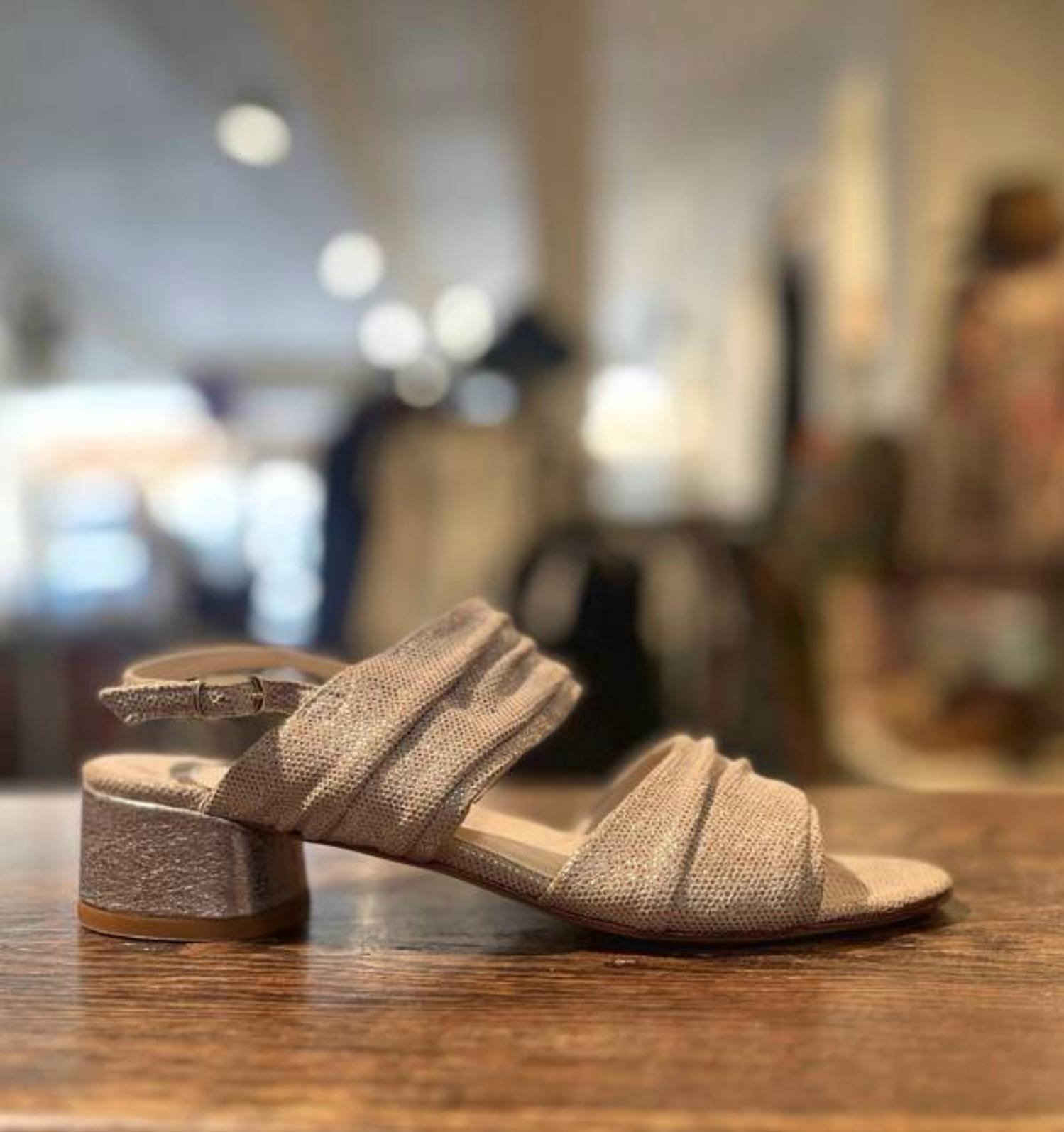 Amalfi By Rangoni - Mario Shirred Two Banded Sandal - Medium Width