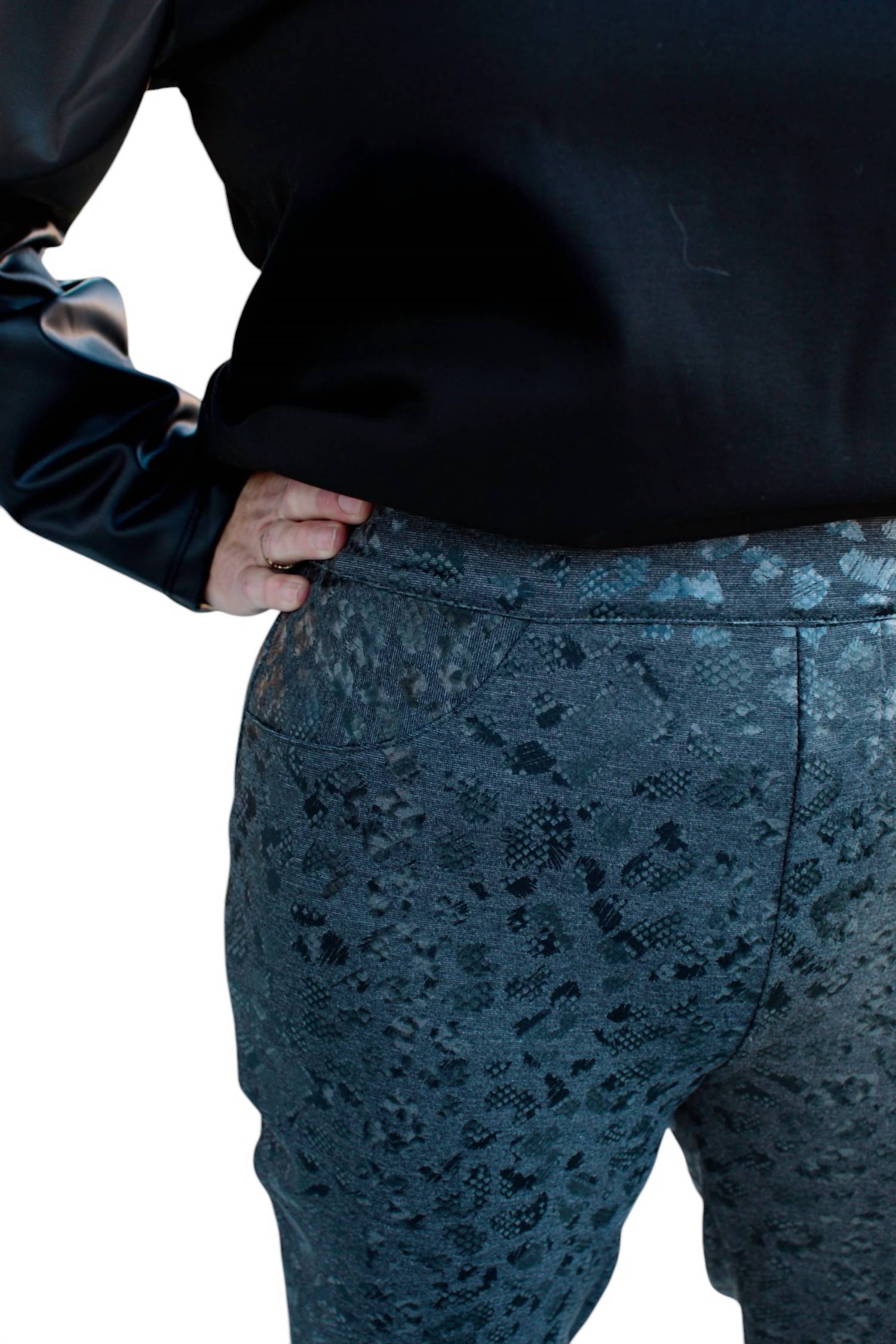 Isle - Narrative Pants