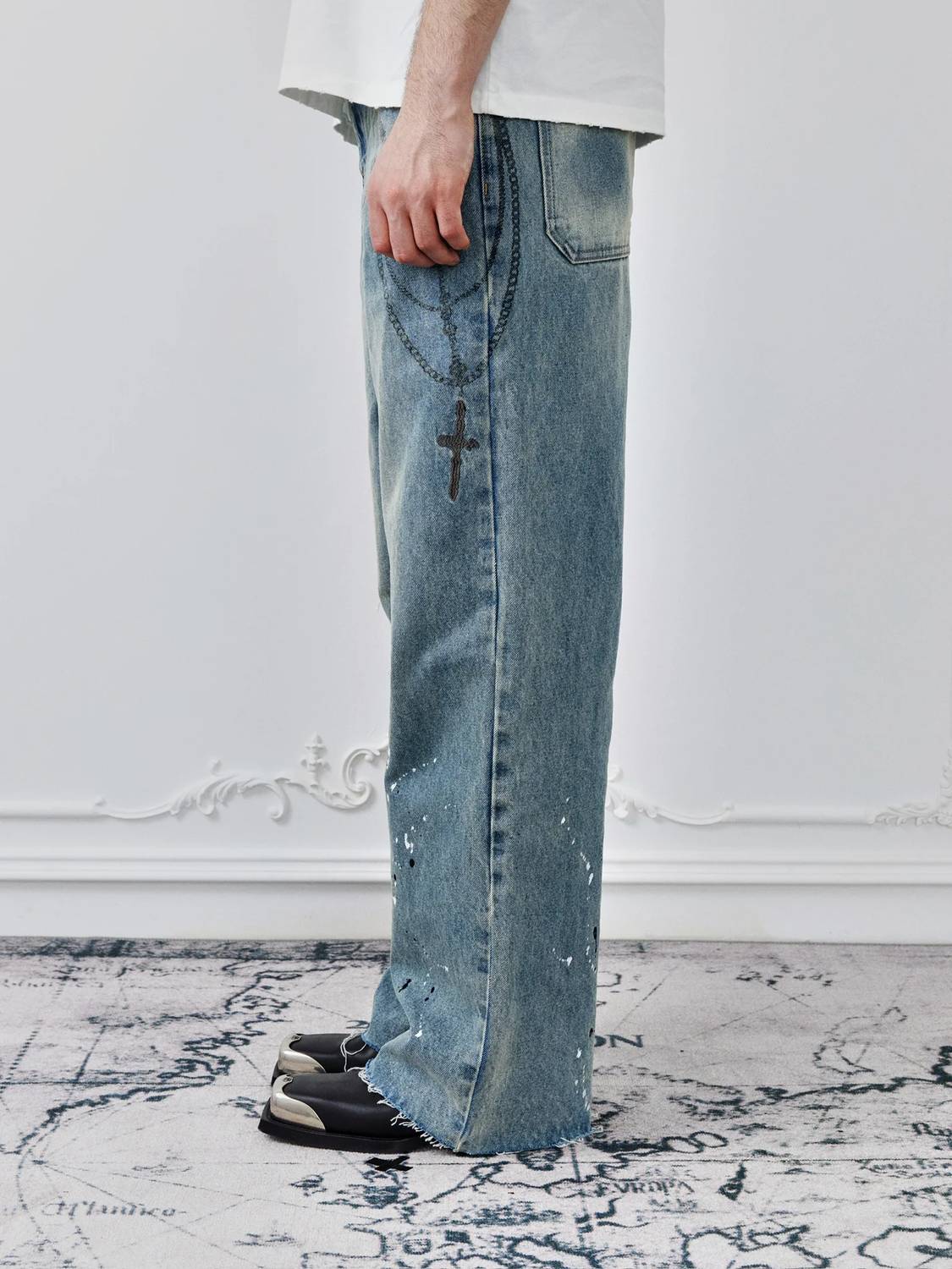 Birth Of Royal Child - Chain Ink Print & Fray Distressed Jeans