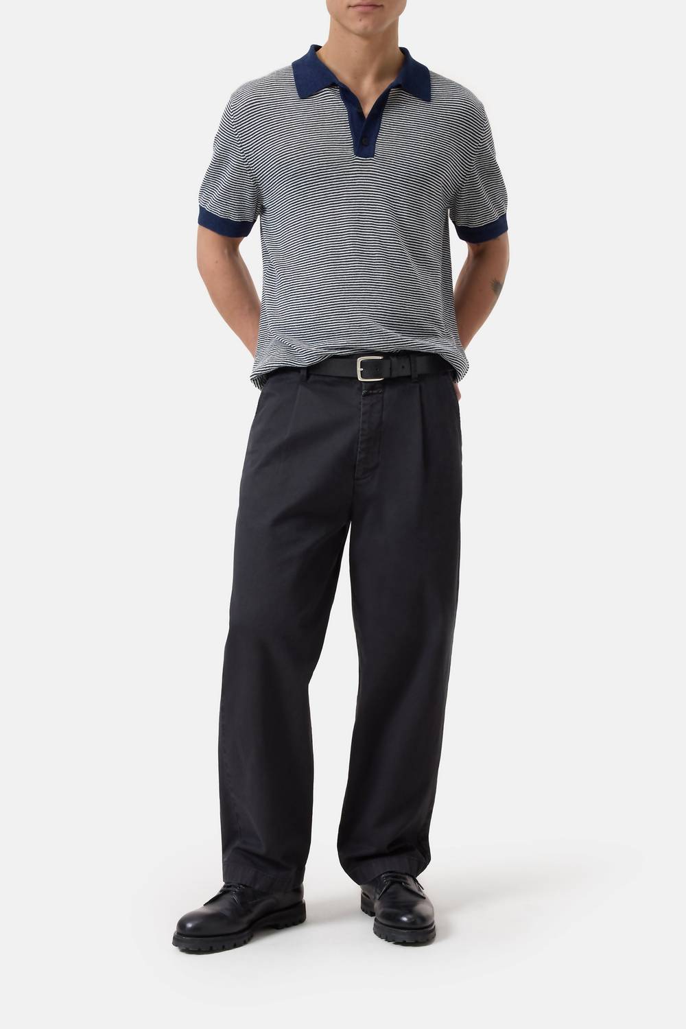 CLOSED Mens Striped Linen Blend Polo Shirt in smokey blue - men's t-shirt