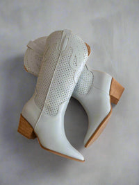 Oasis Society - Women's The Gabby Perforated Western Boot