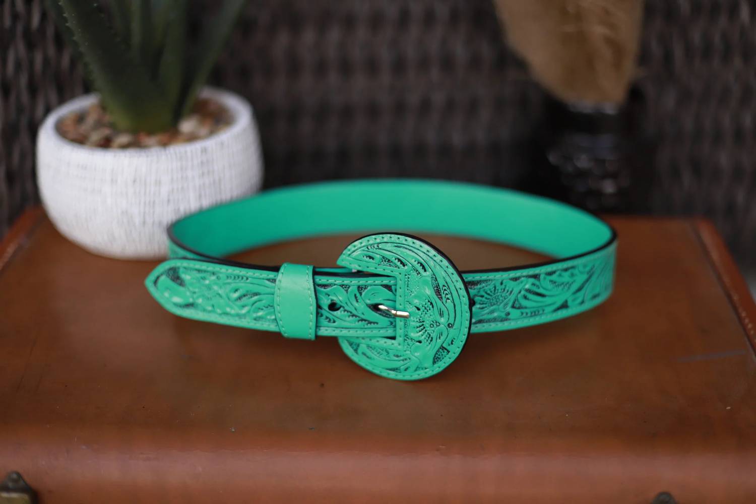 Que Chula - Women's Vaquera Tooled Leather Belt
