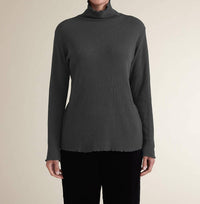 Cut Loose - Turtleneck Top