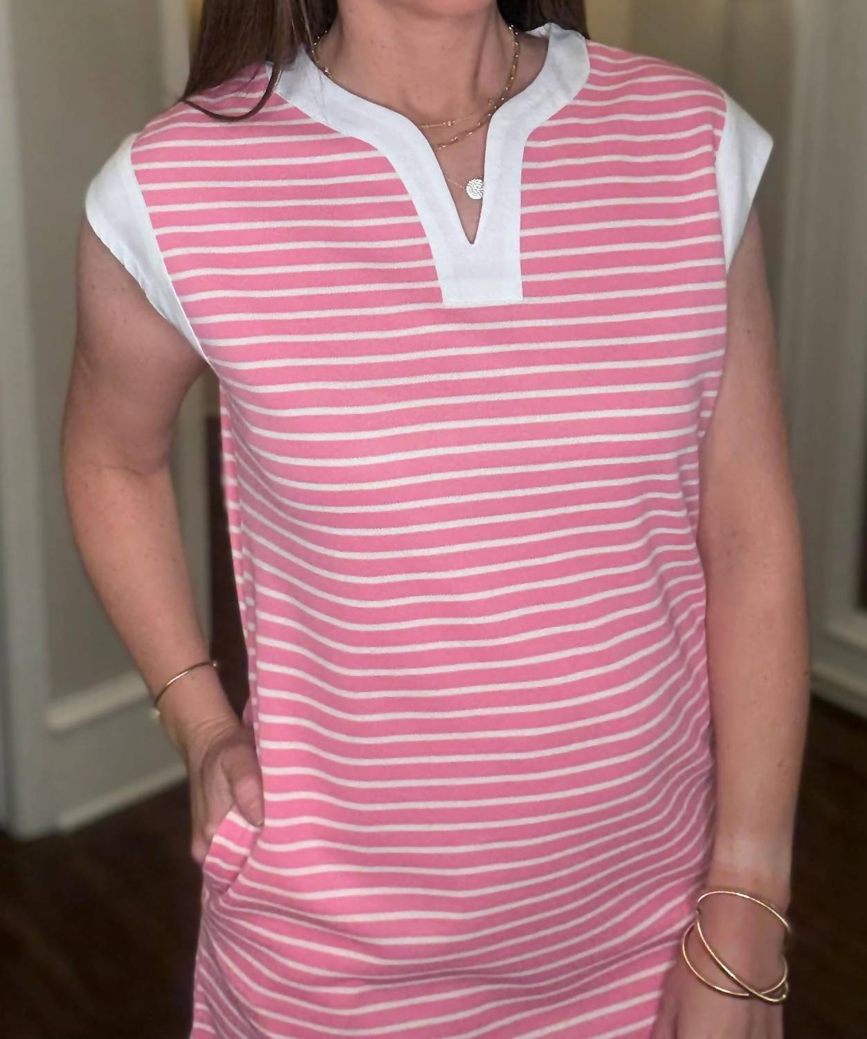 Aapparella - Aapparella Striped V-neck Knit Dress 4.21