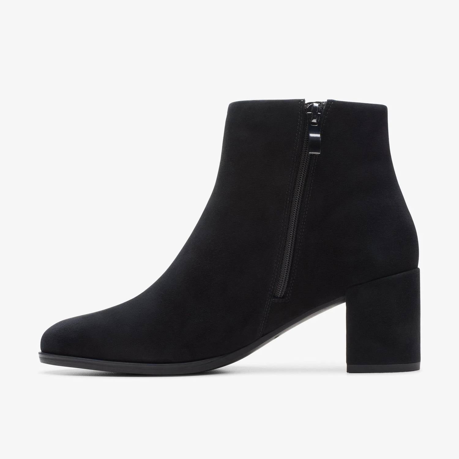 Clarks - Women's Freva 55 Zip Boot