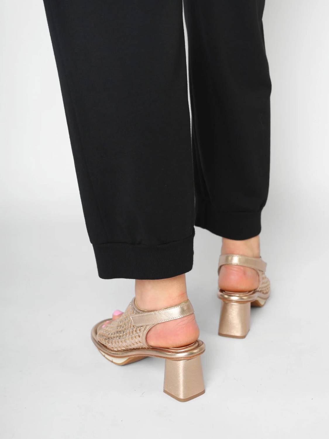 Homers - Women's Bimba Rejilla Block Heel Sandals