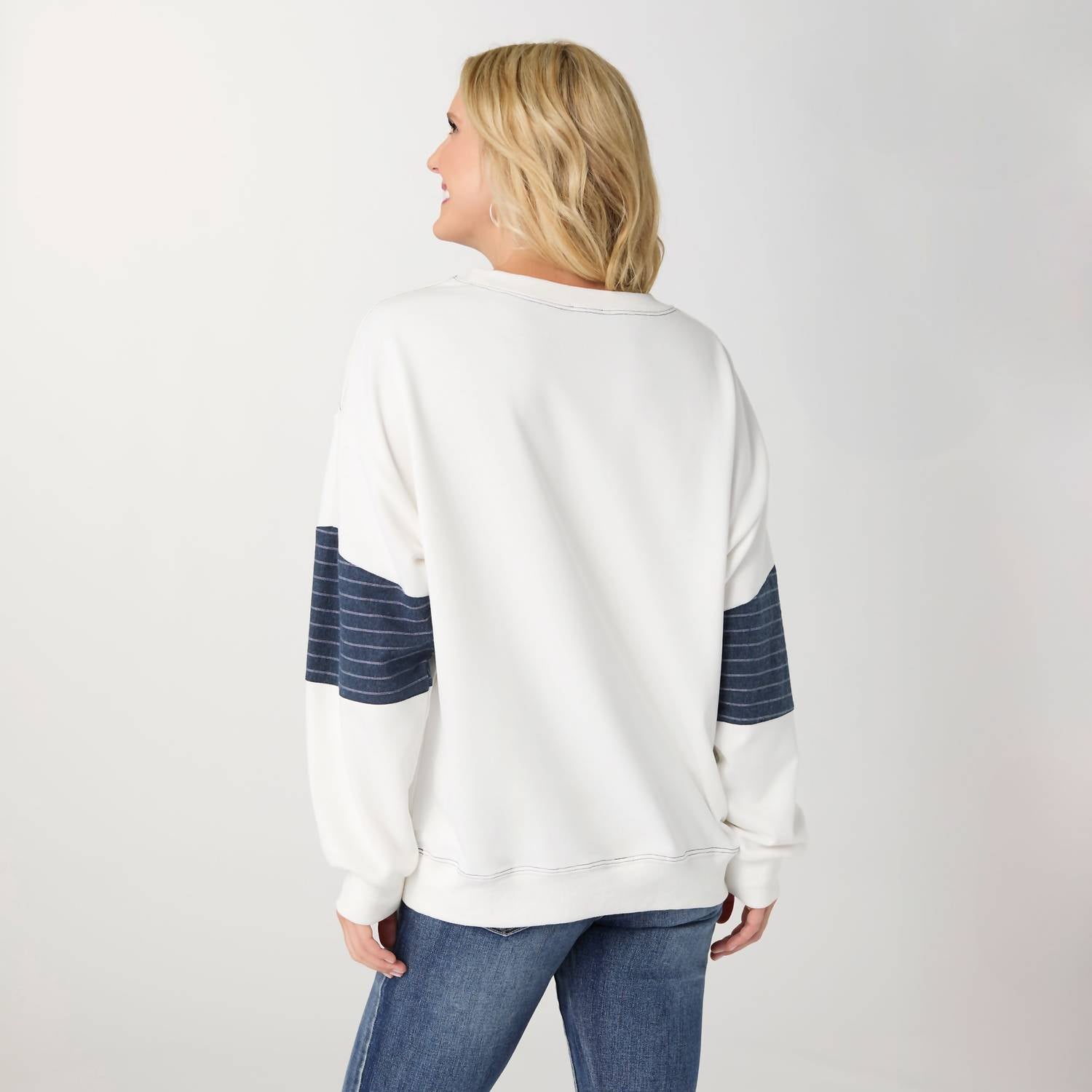 Coco + Carmen - Women's Athena Long Sleeve Star Patch Sweatshirt