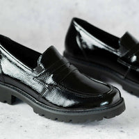 Remonte Women's D8602-00 Penny Loafer in black - women's flats - detail view