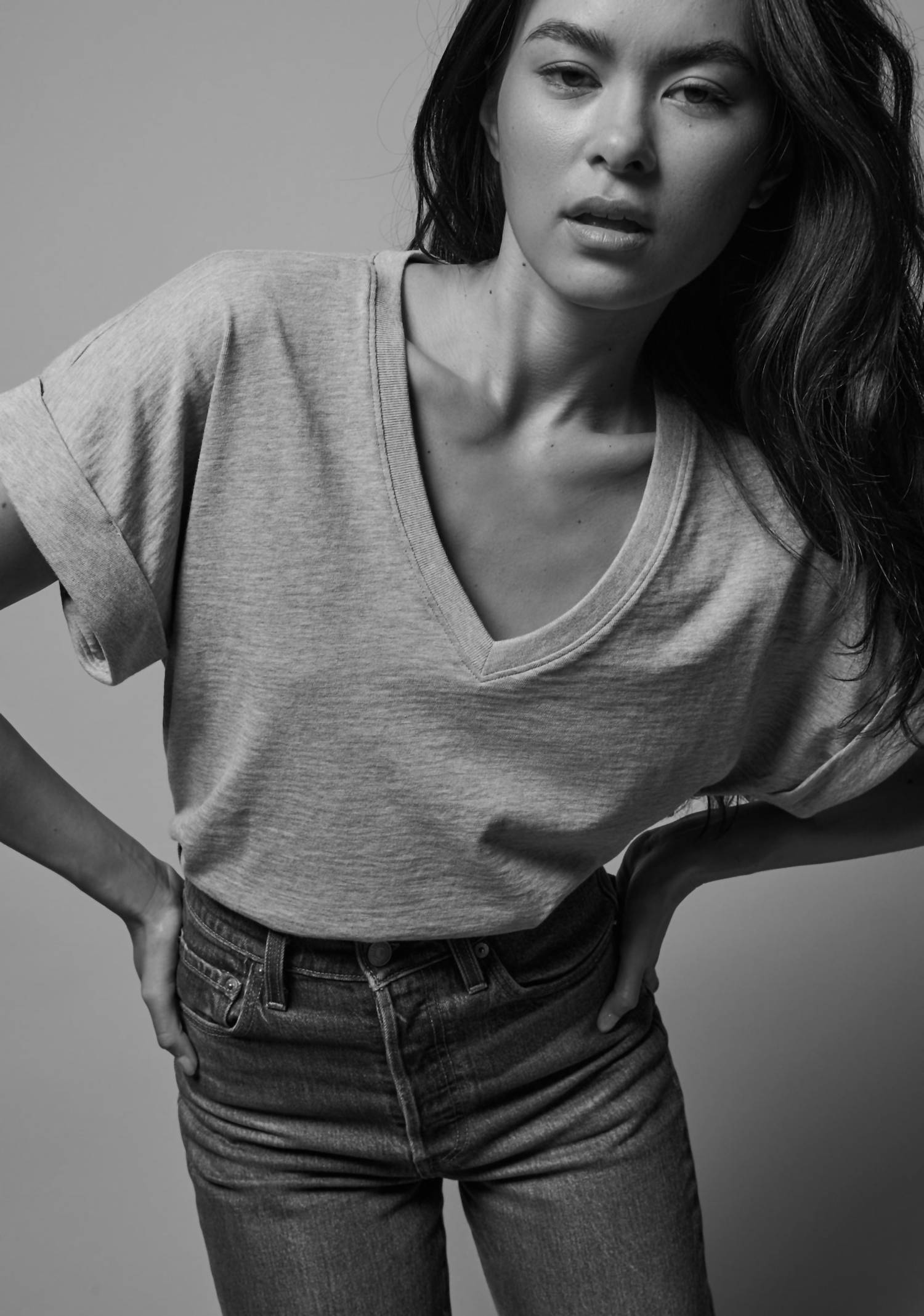 Nation Ltd - Stevie Cuffed V-neck Top