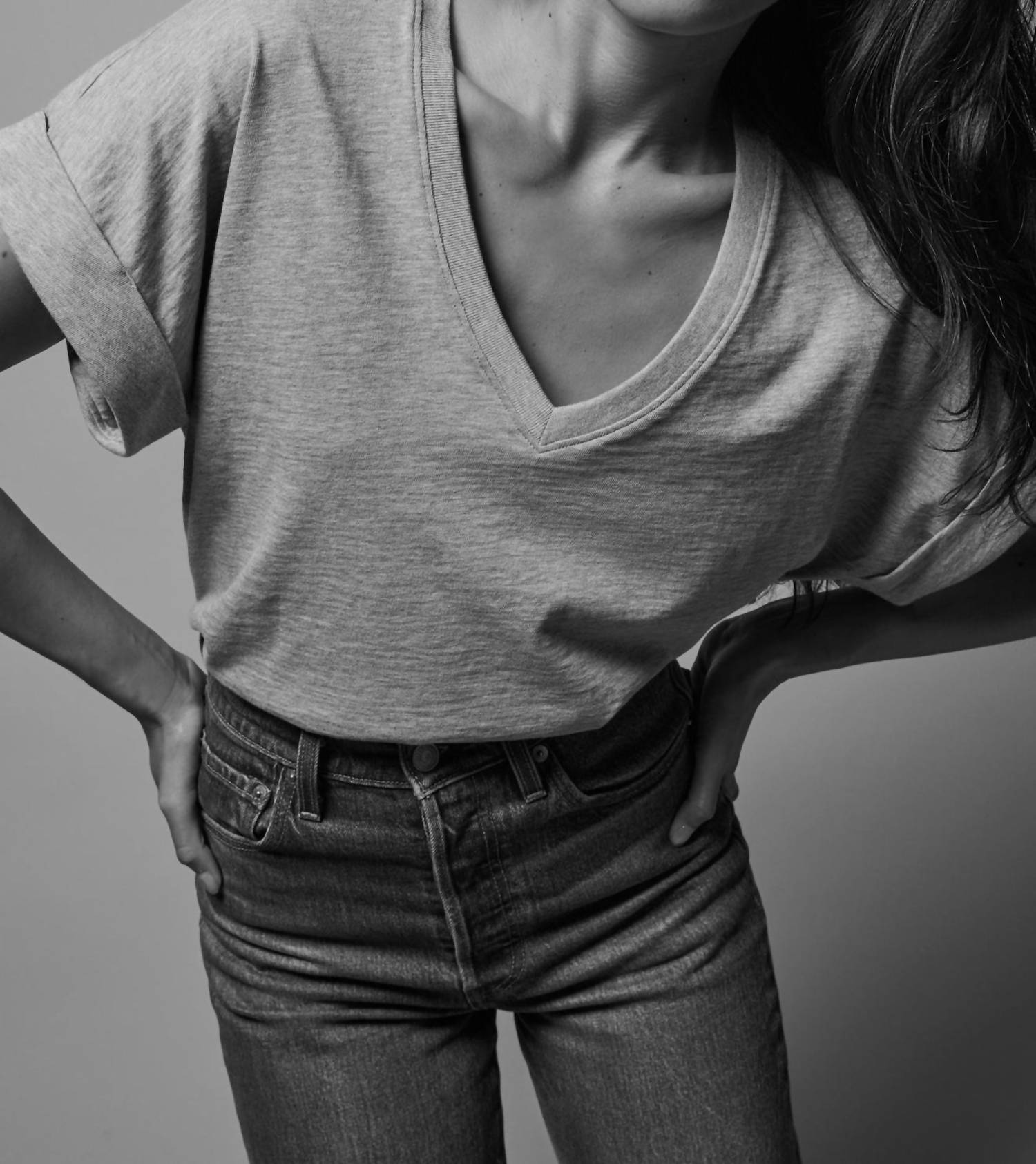 Nation Ltd - Stevie Cuffed V-neck Top