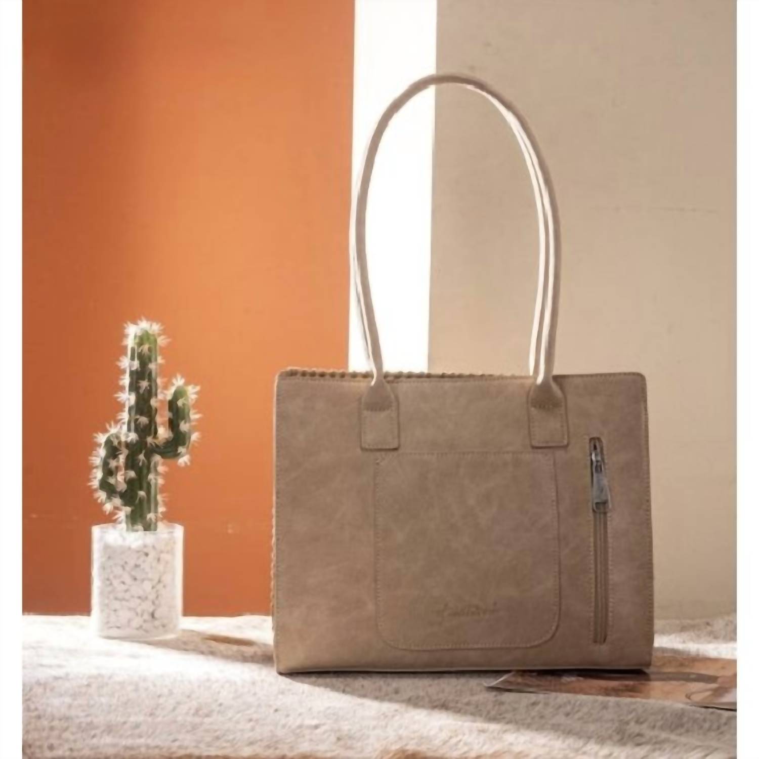 Montana West - Women's Floral Tooled Concealed Carry Tote Bag