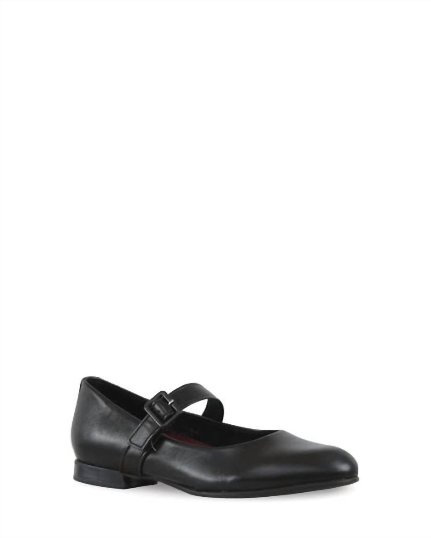 Munro - Women's Mary Jane Flats