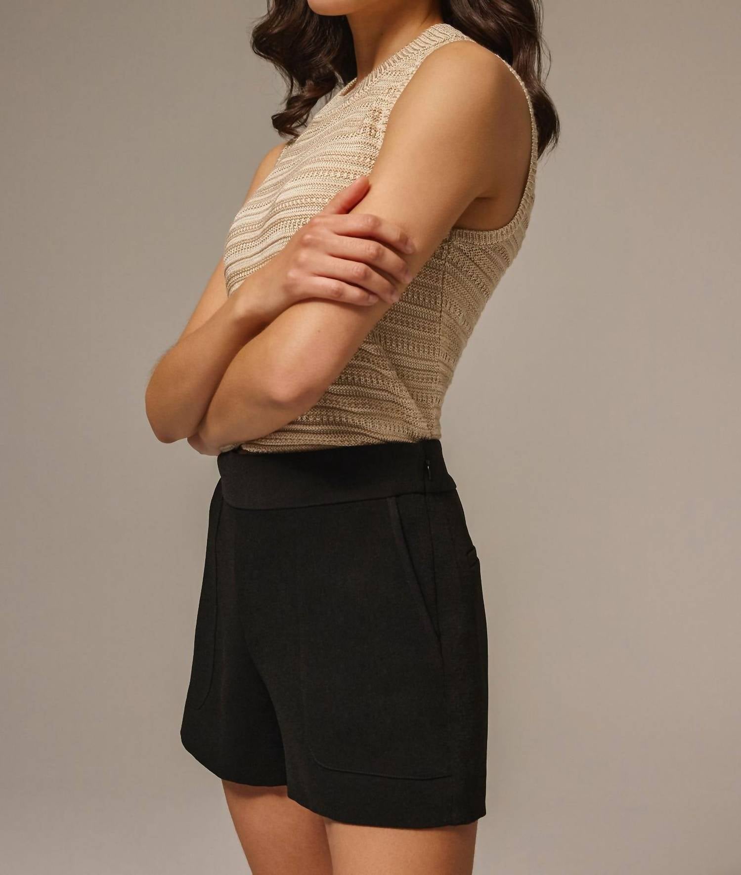 Marie Oliver Mia Short in black 1 - women's shorts - detail view