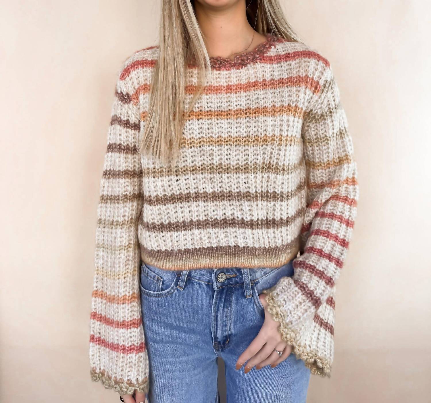 So Me - Gradation Stripe Crop Sweater