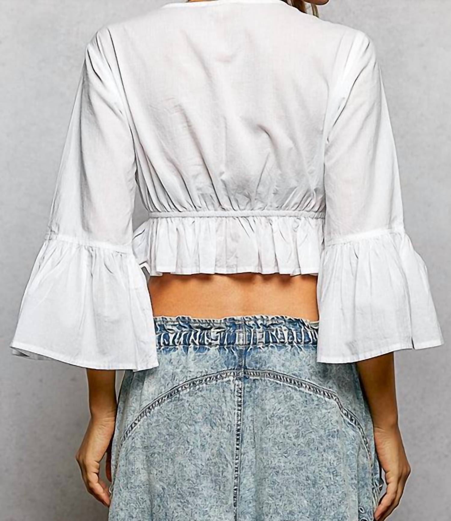 Pol - Angelica Embroidery Sequin Crop Top