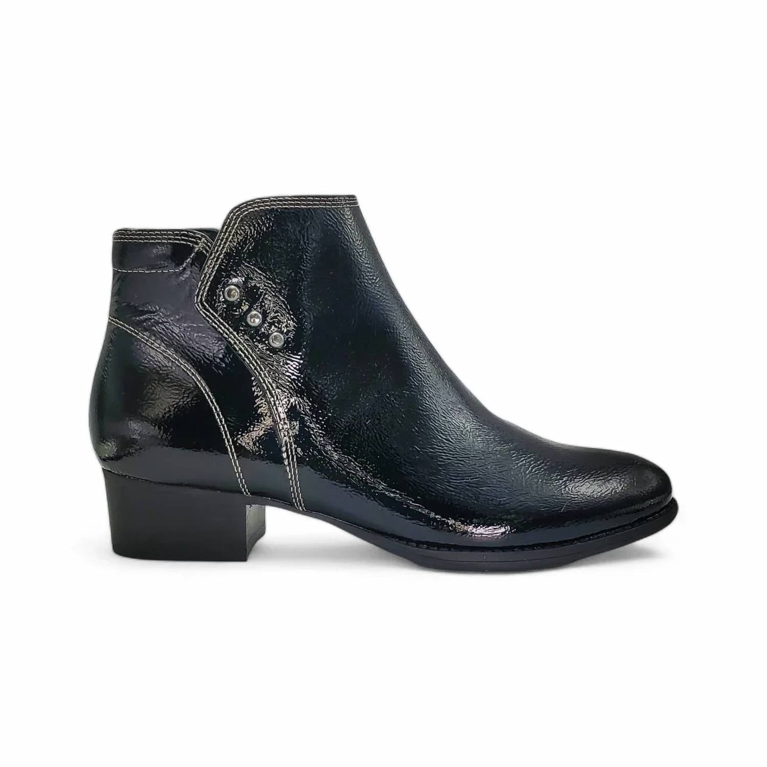 Revere - Women's Tiko Leather Ankle Boots