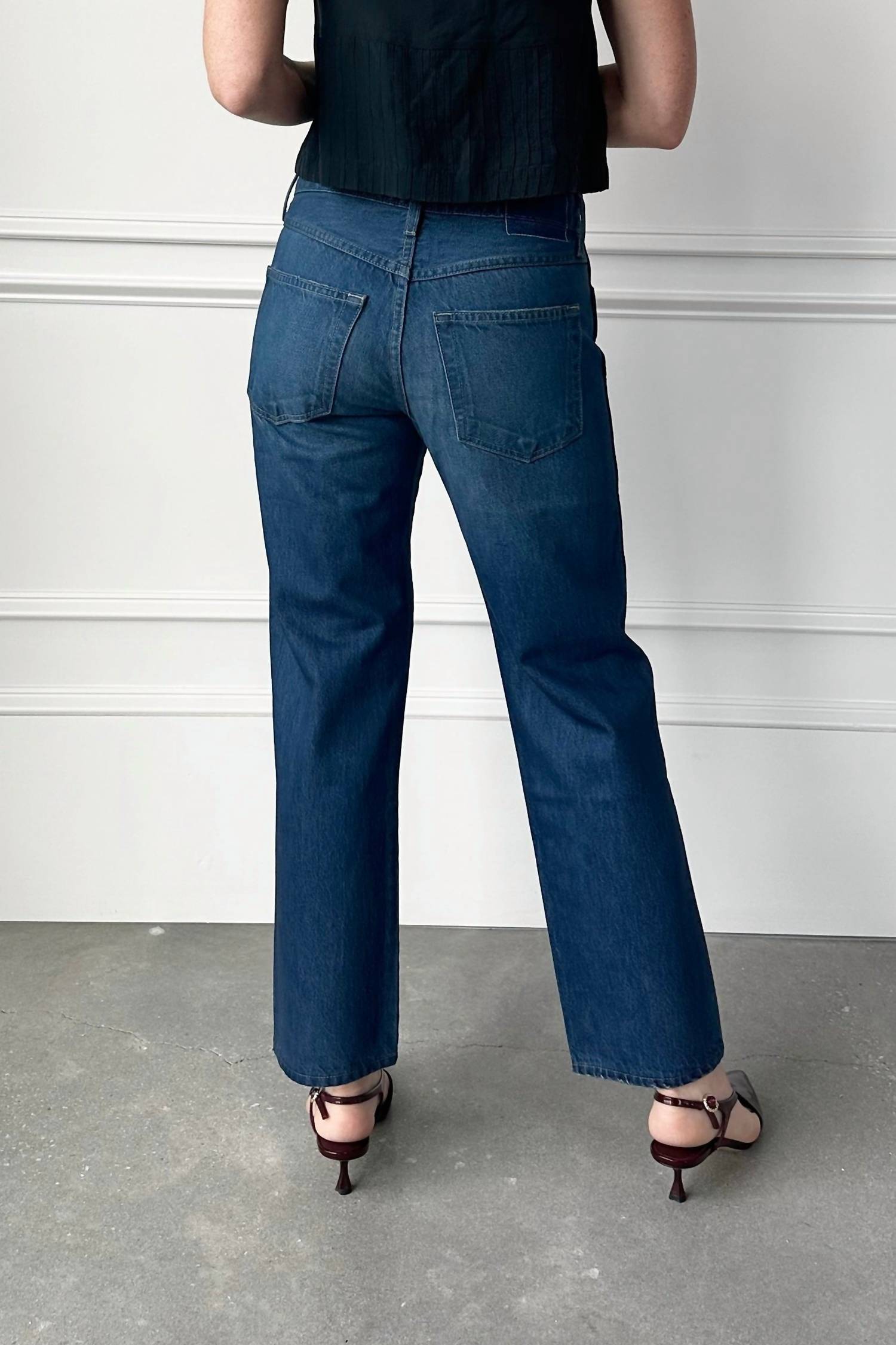 Amo - Libby Mid Rise Slim Jeans