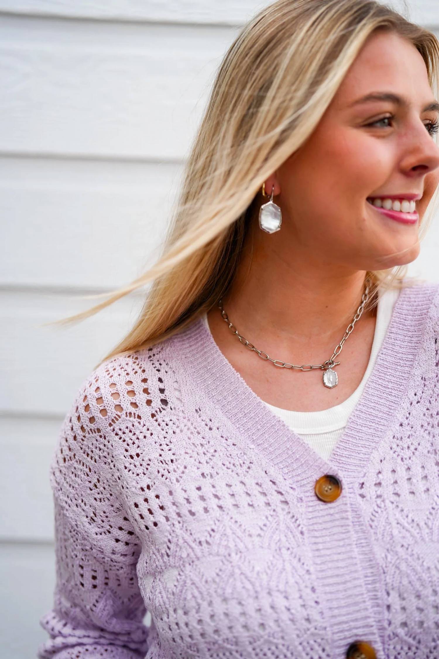 Doe And Rae - Pointelle Knitted V-neck Crop Cardigan