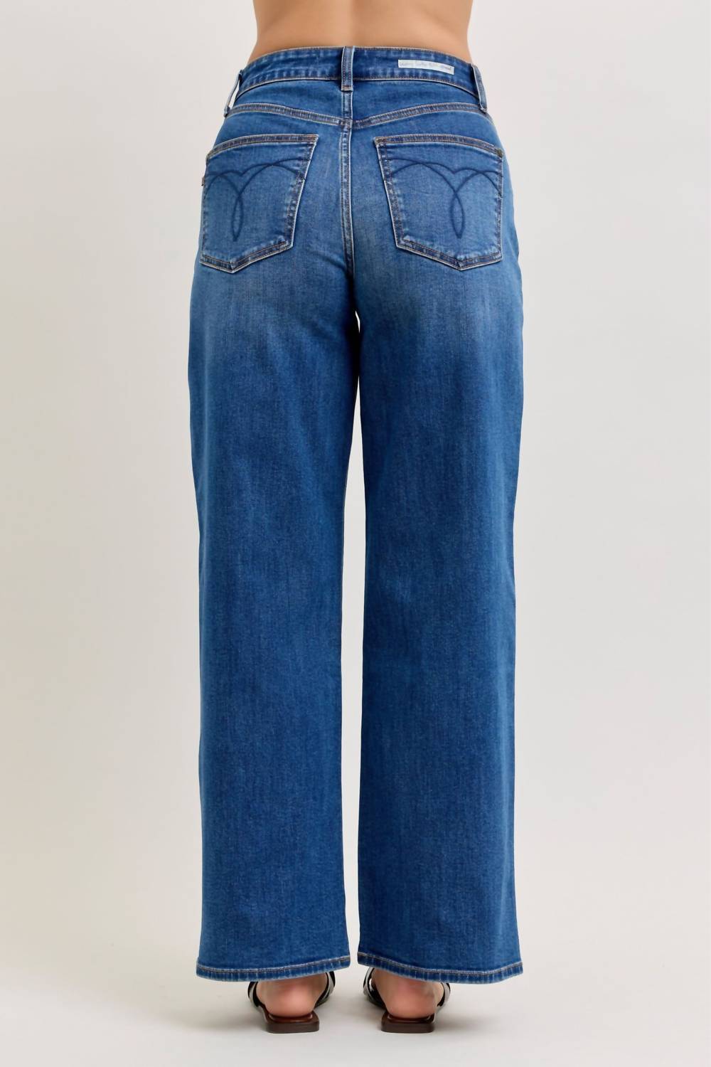 Judy Blue High Waist Wilhelmena Baggy Fit Jeans in dark wash - women's jeans - detail view