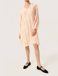 Soaked In Luxury - Zaya Knee-length Long Sleeve Midi Dress