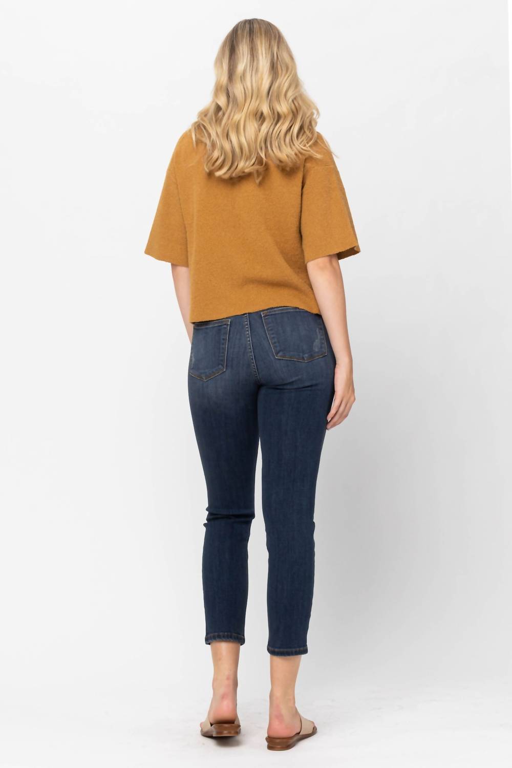 Judy Blue - Mid-rise Relaxed Fit Jean