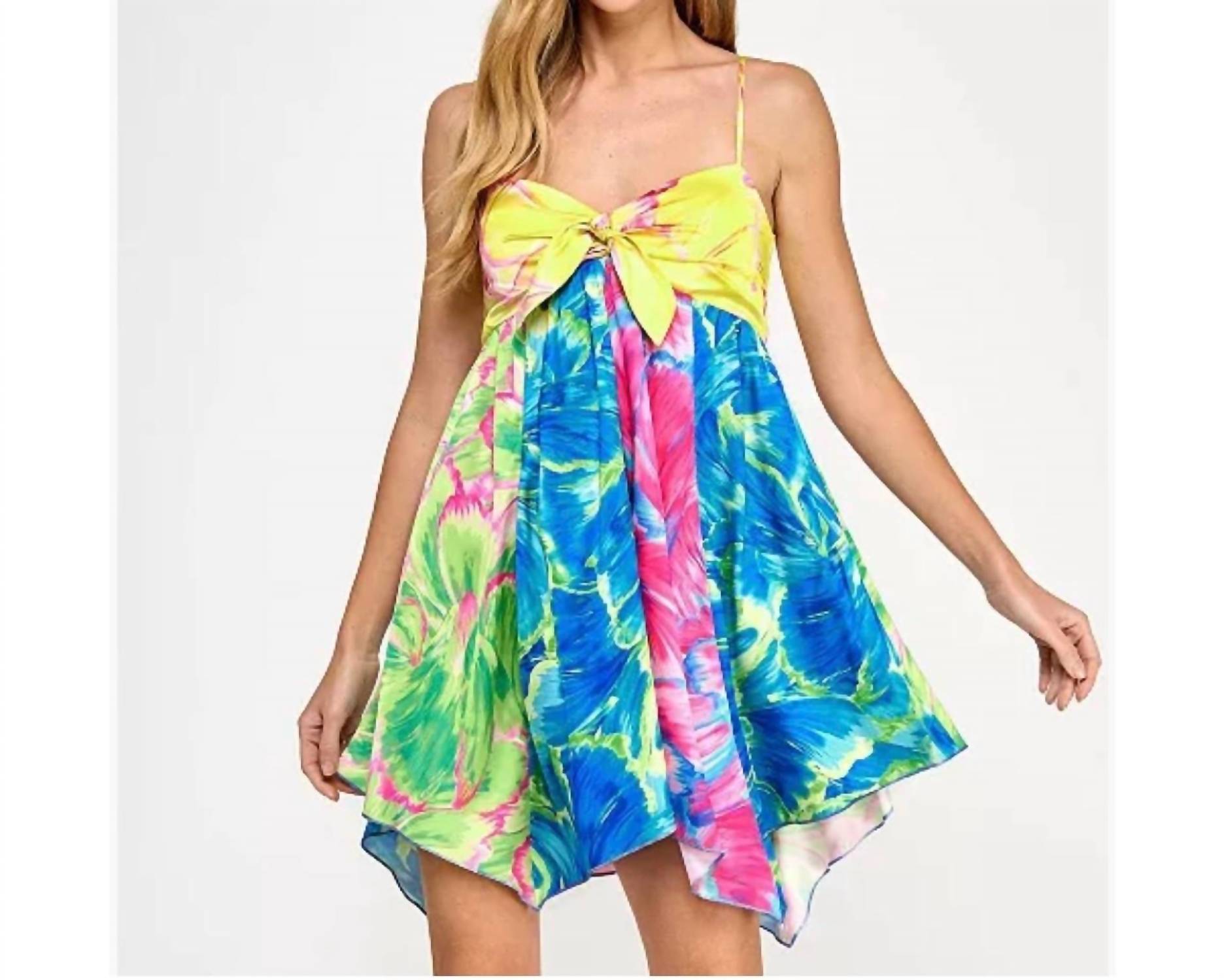 Seni & Cade - Lovely Sweetheart Mini Dress