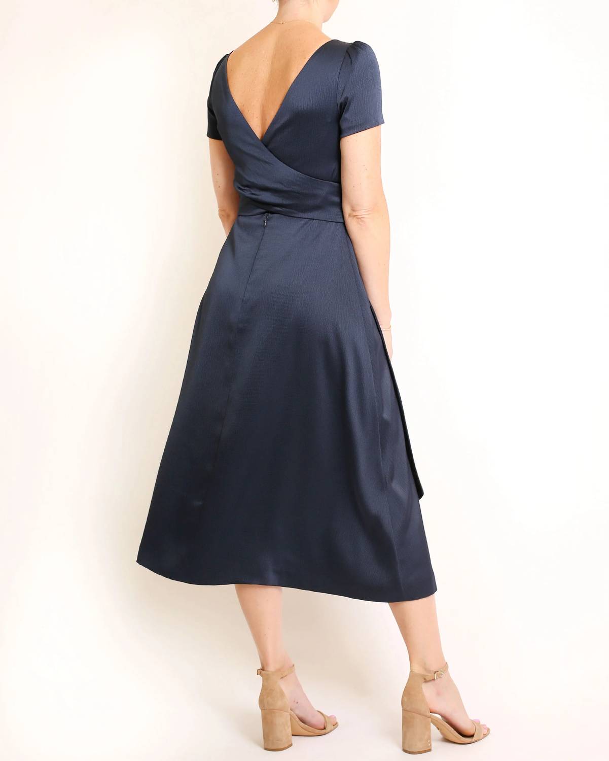 Camilyn Beth - Elin Midi Dress