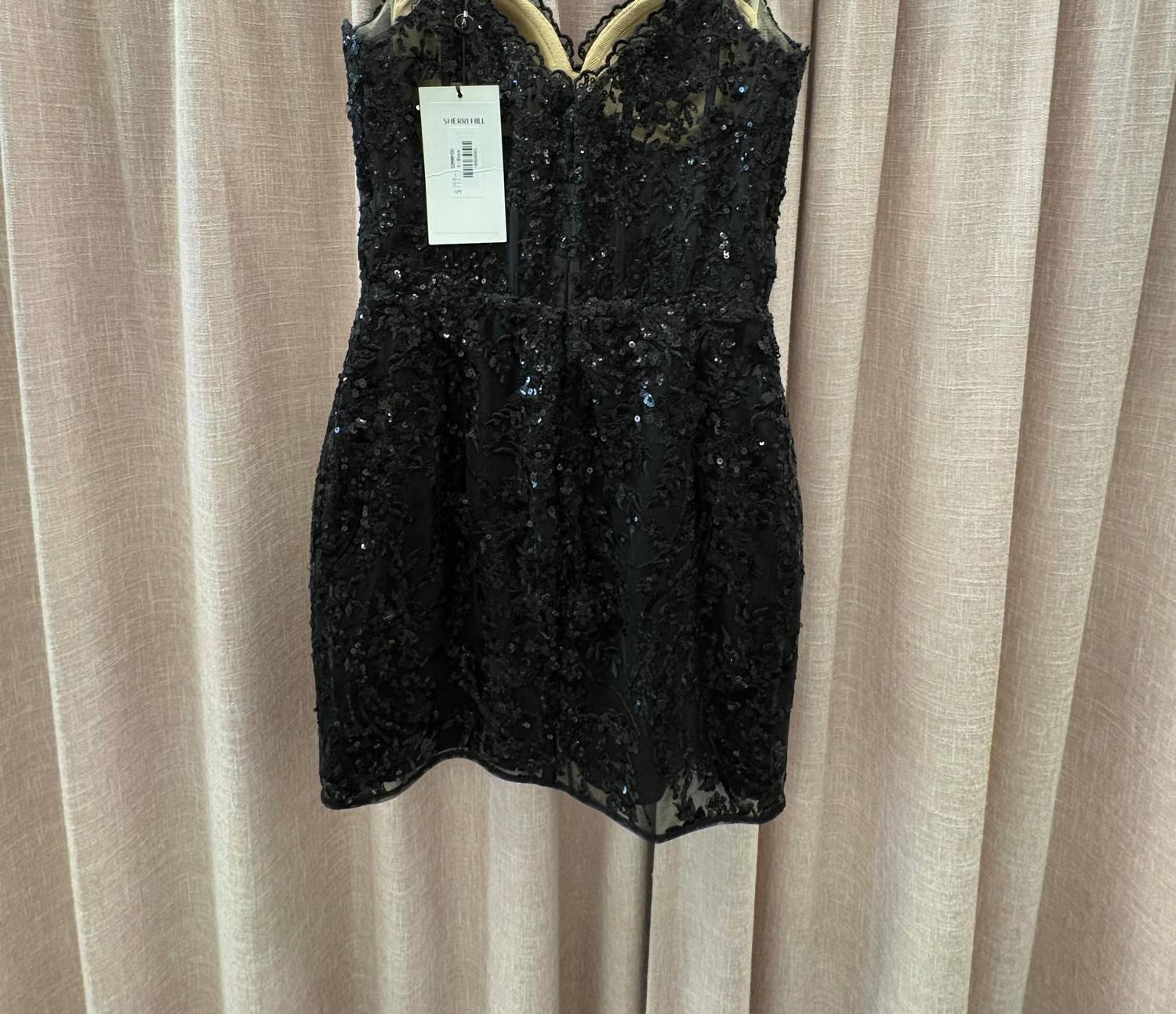 Sherri Hill - Off-the-shoulder Sweetheart Mini Dress