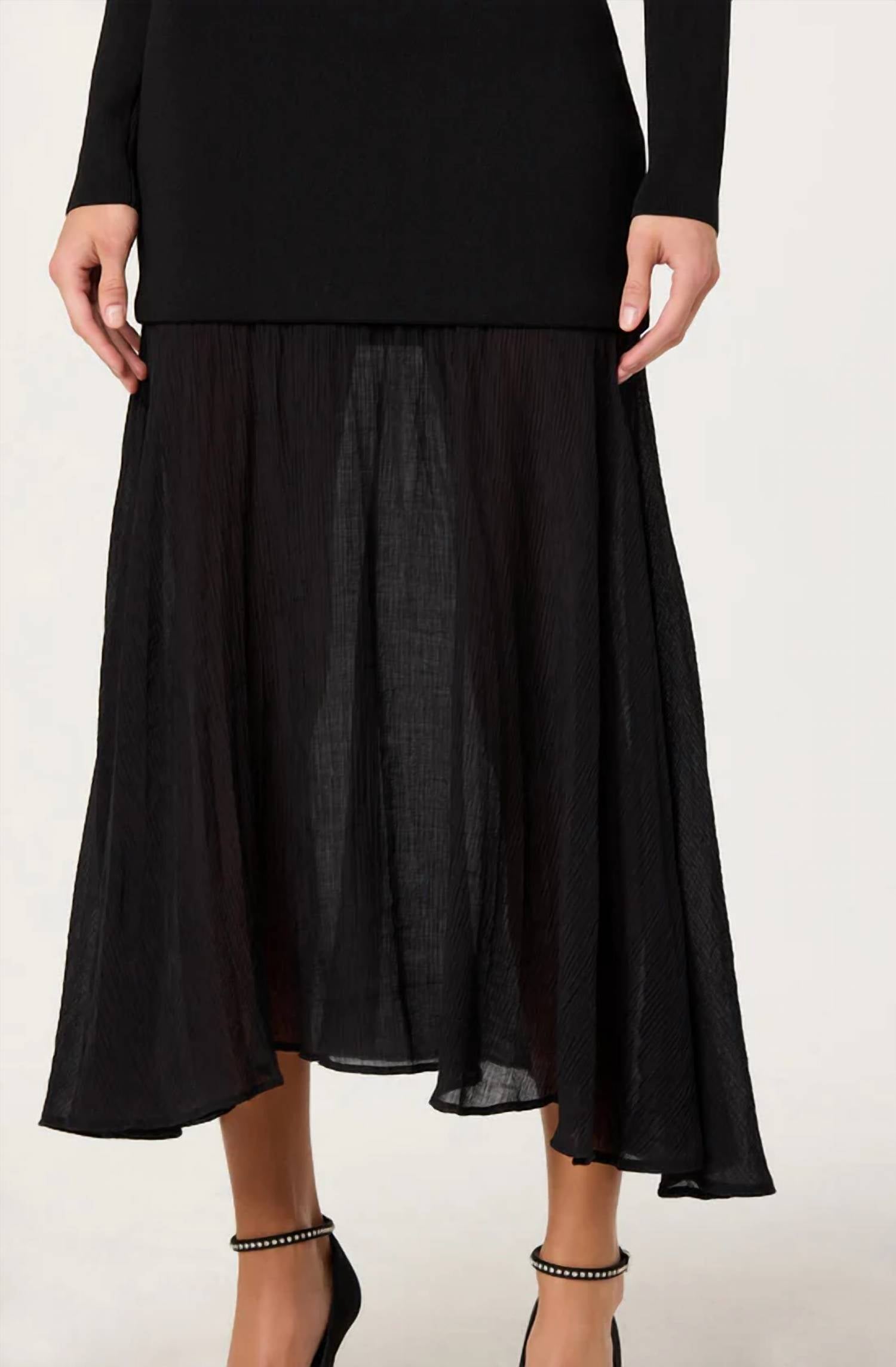 Astr - Lidia Off-shoulder Pleated Midi Dress