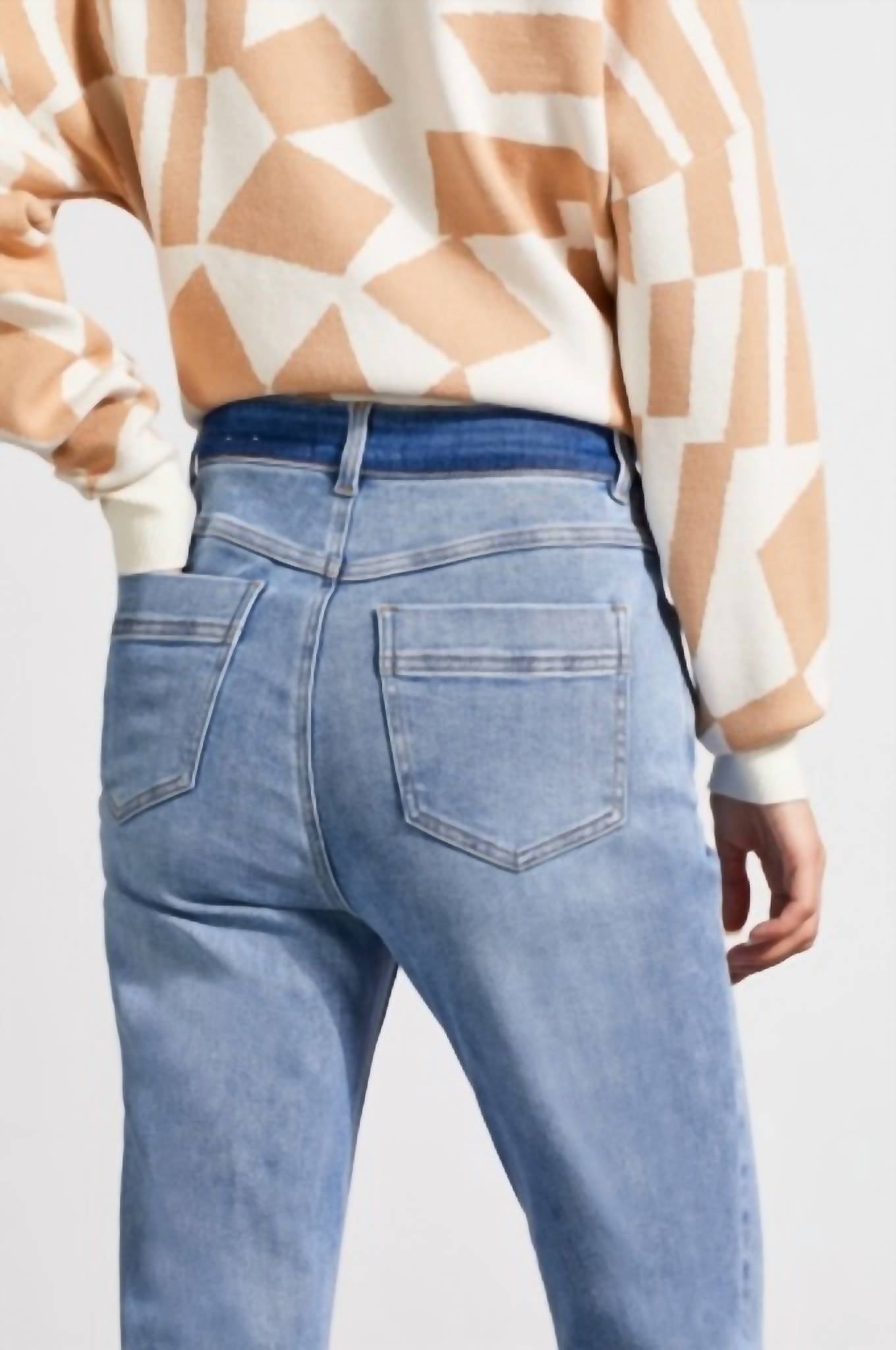 Tribal - Brooke Hugging Microflare Jeans