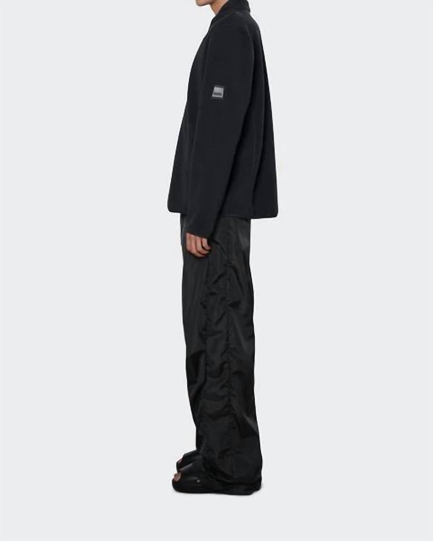 Rains Fleece Pullover in black - men's long sleeve top - detail view
