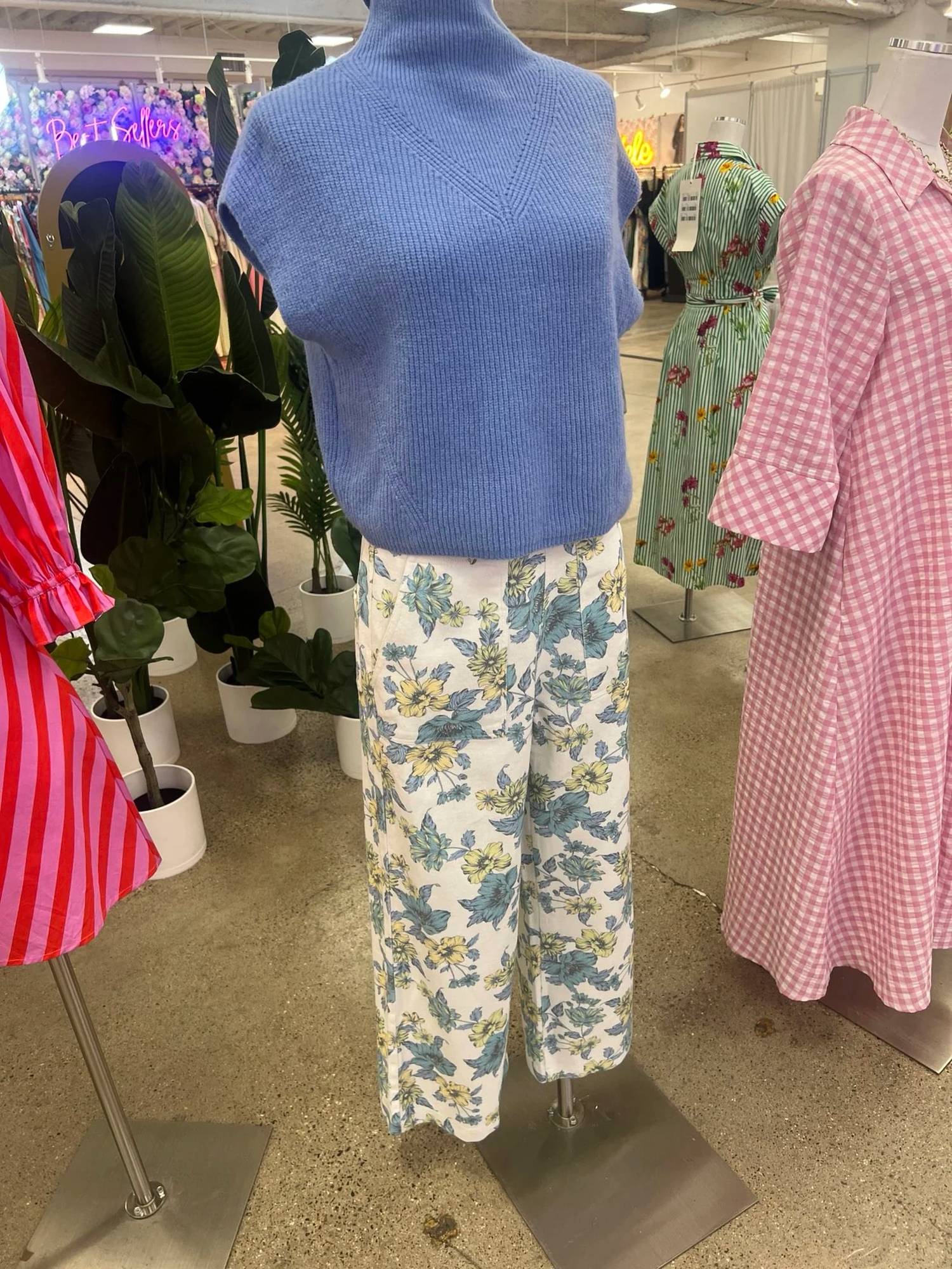 Entro - Women's Floral Wide-Leg Pants